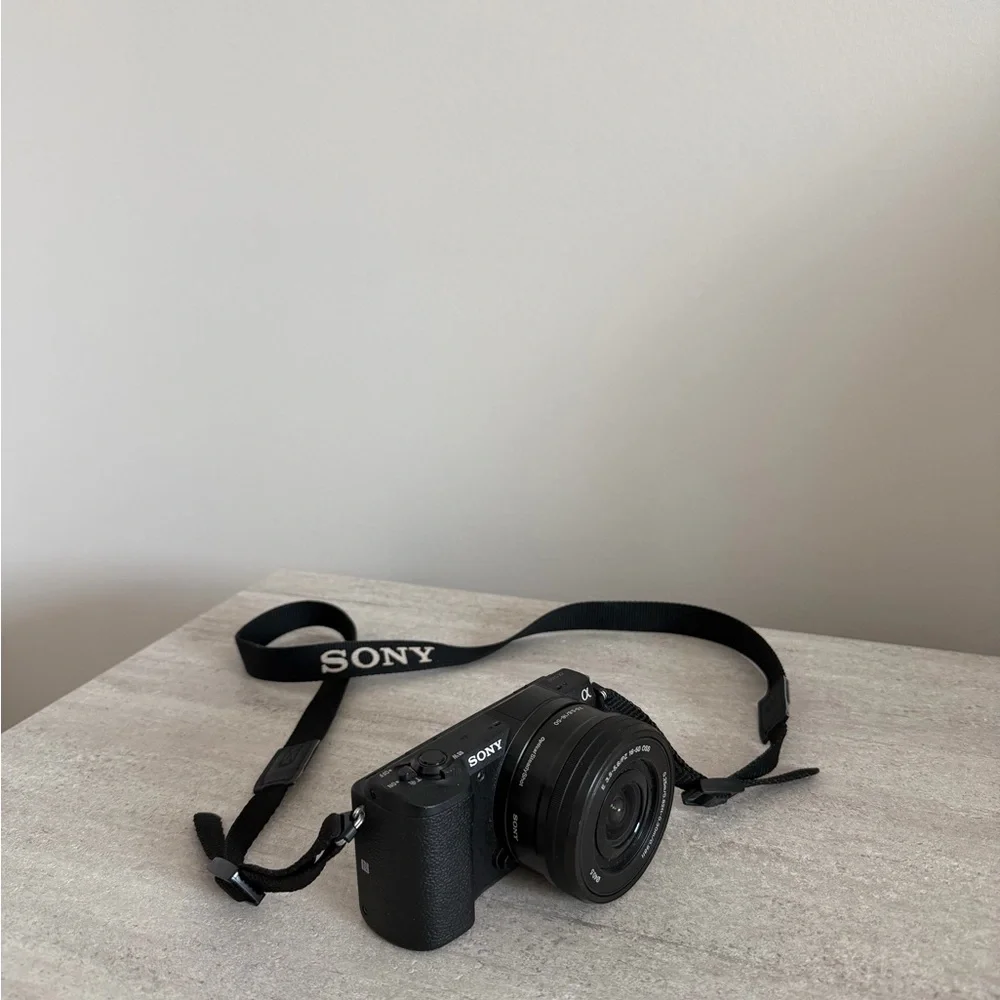 Sony Alpha a5100 camera